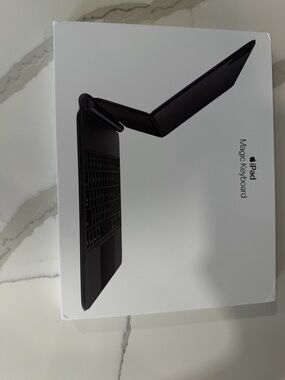 Apple Magic Keyboard - iPad 11in or iPad Air